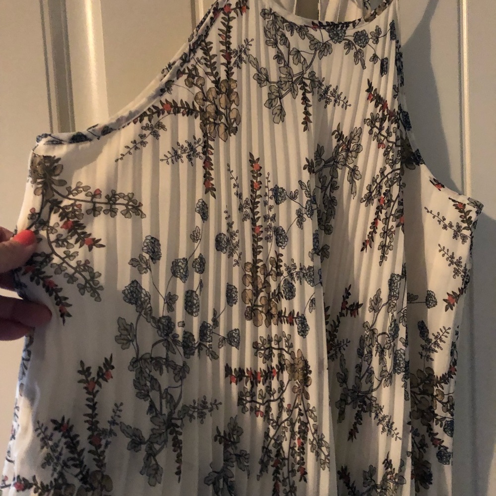 Dress - Picture 3 of 7